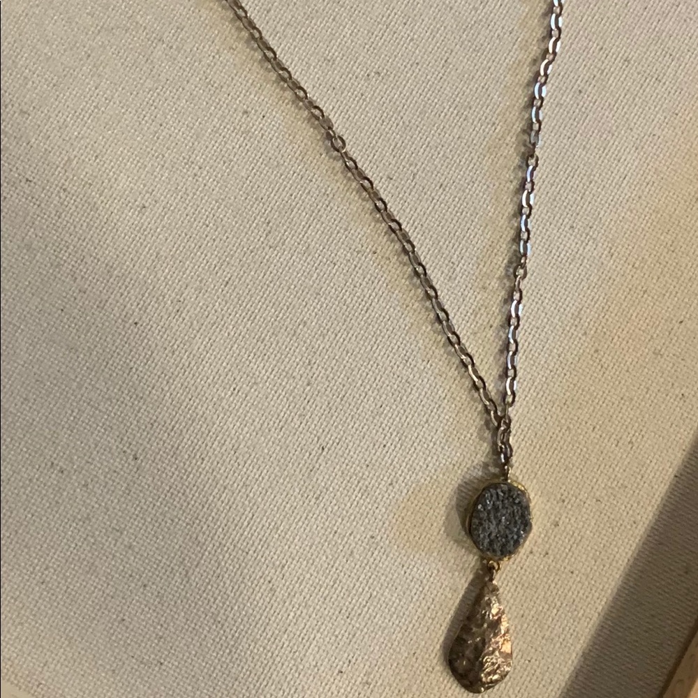 Silpada Glisten Up Necklace